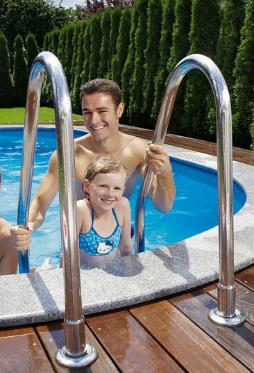 Die Firma Cranpool bietet seit 50 Jahren eine top Qualität, ob Schwimmbecken, Pool-Überdachungen, Pool Zubehör, Sauna und Whirlpool. Die Fachberater stehen Ihnen gerne zur Verfügung.