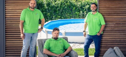 die Grazer Poolprofis Andreas Papp, Markus Roll und Arno Saischek, Schwimmbadausstellung im Cranpool Center Graz
