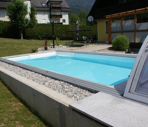Cranpool Cranthermo überzeugt durch sein hohe Qualität und ist ideal für Heimwerker. Das Bild zeigt ein Cranpol Cranthermo mit geöffnetem Cabriodom.
