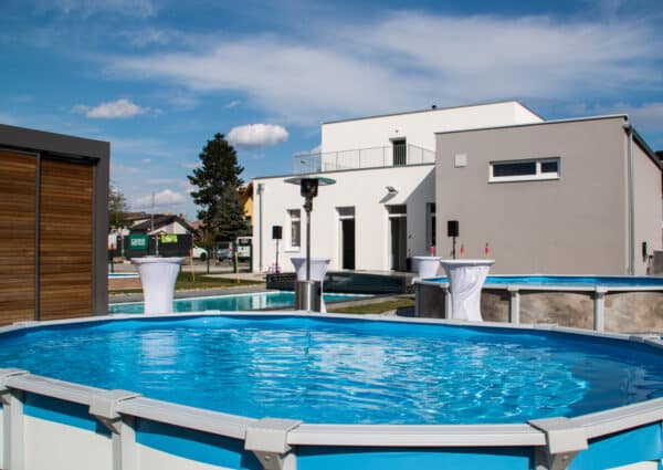 Pool, Cranpool Center Graz, Filiale, Cranpool, Schwimmbad Ausstellung,