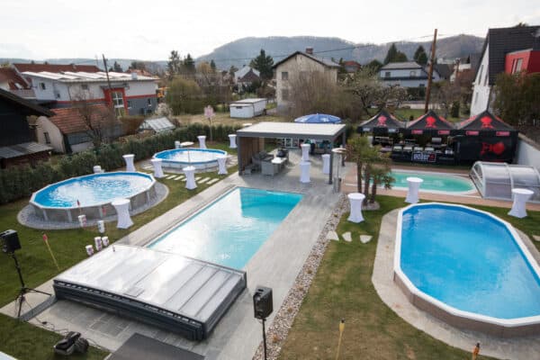 Cranpool Center Graz, Filiale, Cranpool, Schwimmbad Ausstellung,