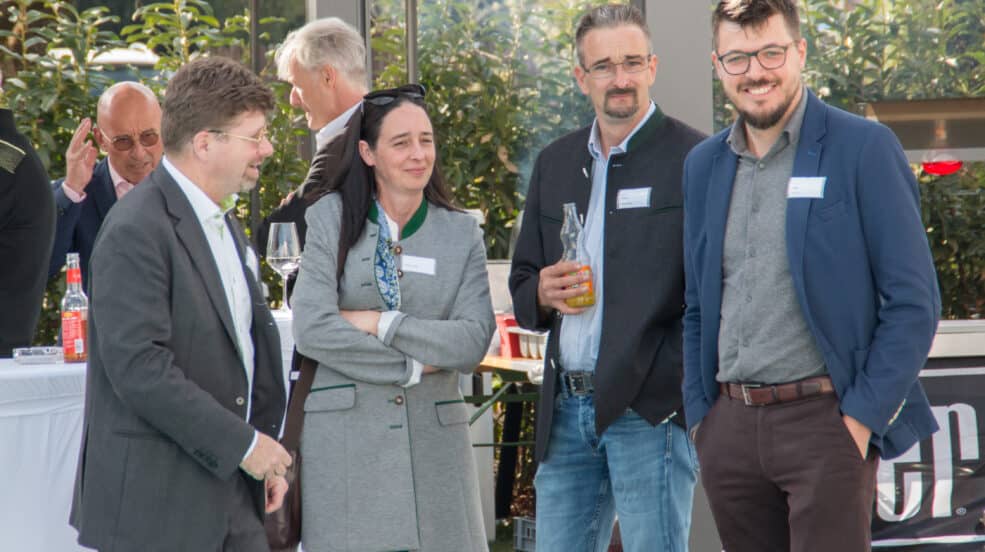 Cranpool Center Graz Eröffnung, Ausstellung, Cranpool, Badespaß, Schwimmbecken, Weber Grill Kooperation, Garten, Frühling, Sommer, Renovierung