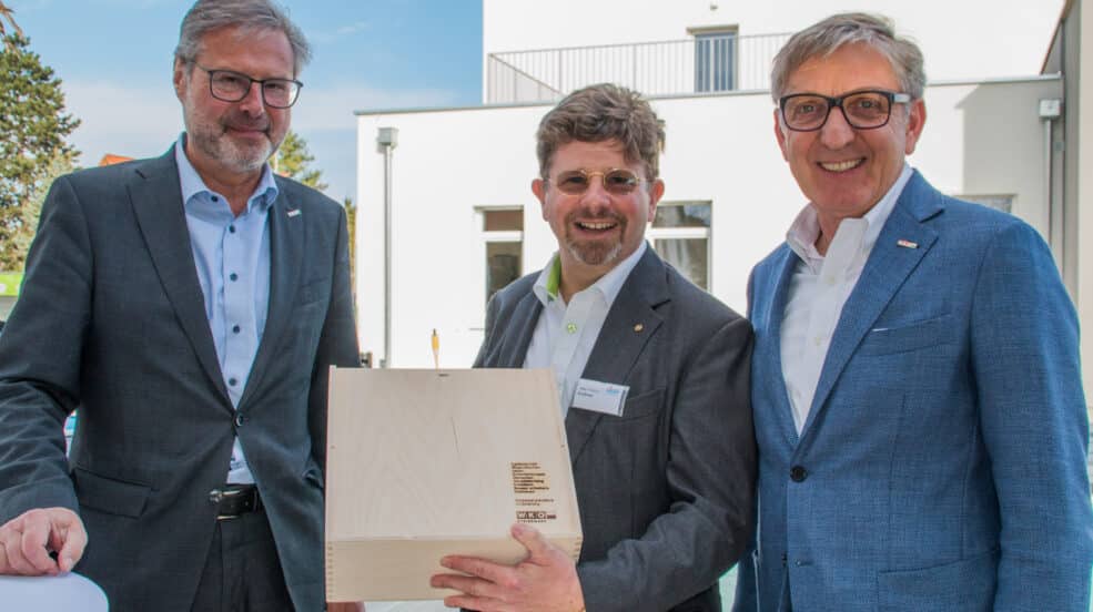 Cranpool Center Graz Eröffnung, Ausstellung, Cranpool, Badespaß, Schwimmbecken, Weber Grill Kooperation, Garten, Frühling, Sommer, Renovierung