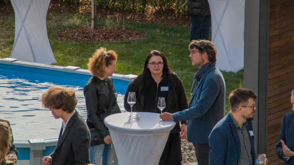 Neueröffnung Cranpool Center GrazCranpool Center Graz Eröffnung, Ausstellung, Cranpool, Badespaß, Schwimmbecken, Weber Grill Kooperation, Garten, Frühling, Sommer, Renovierung