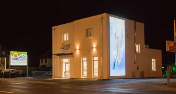 Cranpool Center Graz, Filiale, Cranpool, Schwimmbad Ausstellung,
