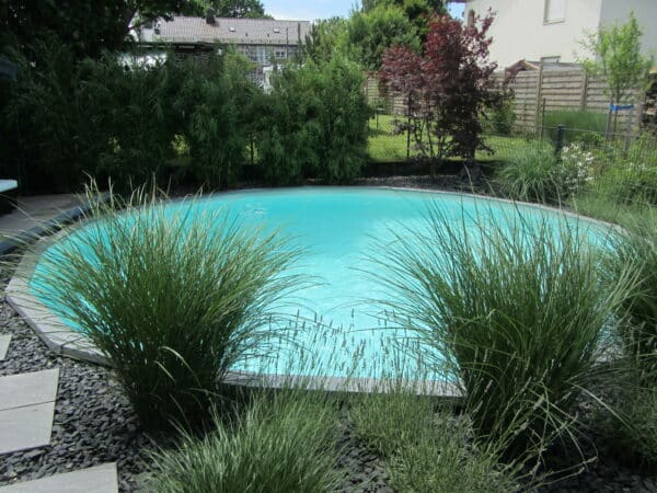 Poolgestaltung, Einbauswimmingpool, Pflanzengestaltung, Rundbecken versenkt, Cranpool