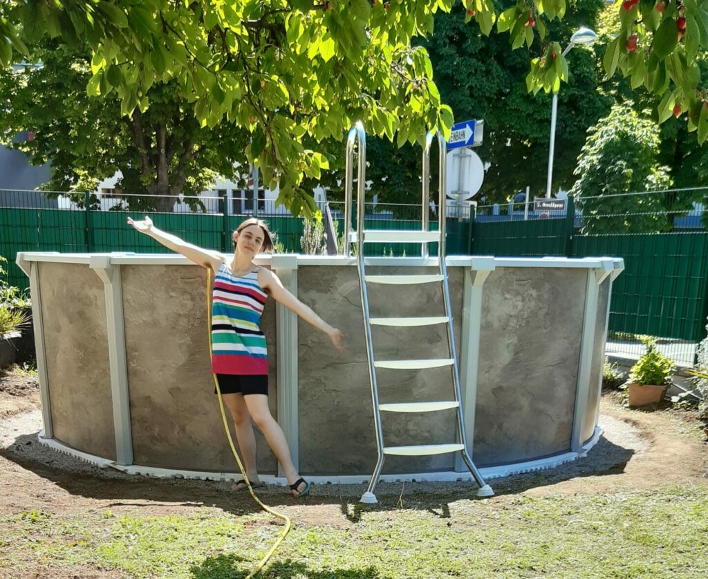 tolles Pool nach Top Beratung, Cranpool Sun Remo mit Verkleidung, Aufstellbecken, Stahlwandpool, Beratung über bauliche Maßnahmen