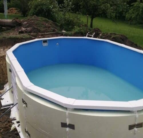 Poolprojekt ohne Probleme, Stahlwandpool Royal, Cranpool, teilversenktes Aufstellbecken