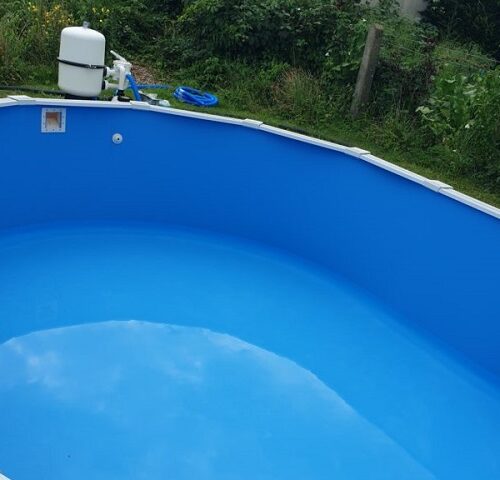 Sun Remo Becken, ein ovales, freistehendes Swimmingpool von Cranpool