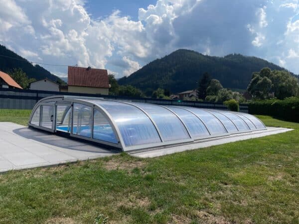 Poolprojekt Ruckenstuhl Wilding, Cranthermo Pool mit Cranpool Cabriodom