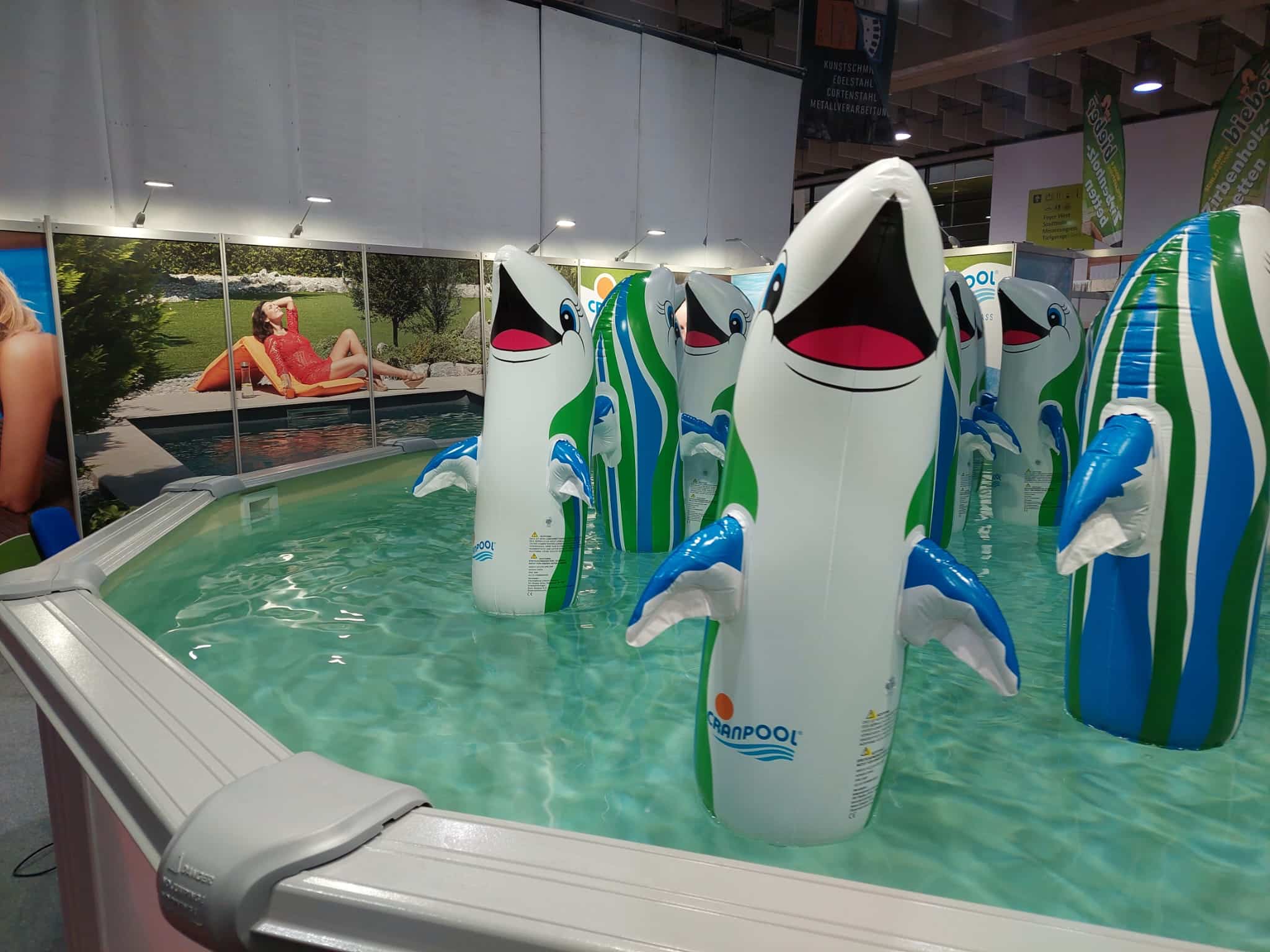 lustige Cranpool Flipper im Rimini Aufstellbecken