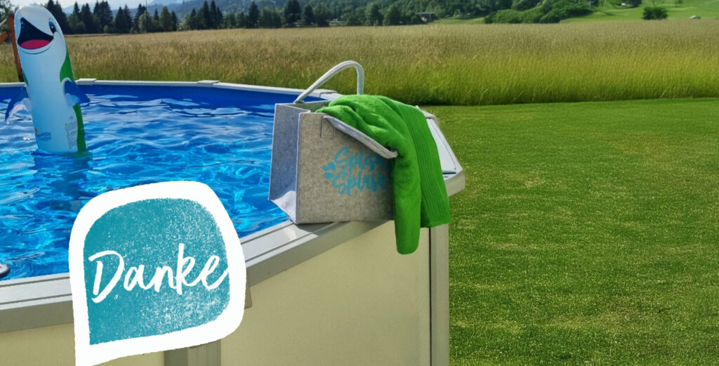 freistehendes Rundpool im Garten mit Tasche & Flipper 
