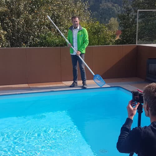 Videodreh am Pool am Pool für Cranpool TV
