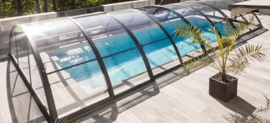 Poolüberdachung Cabriodom Klassik geschlossen
